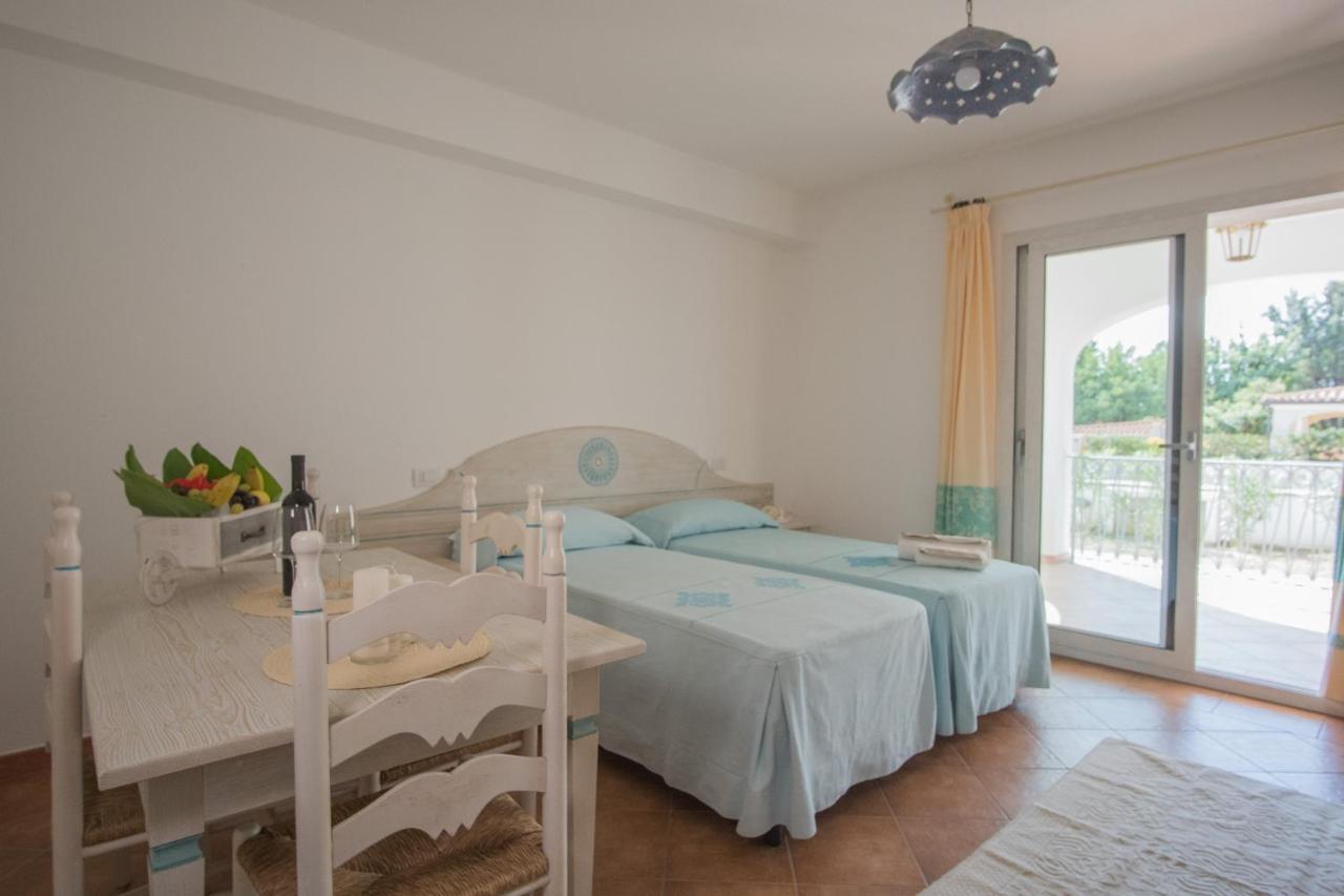 Le Residenze Del Golfo Di Orosei 아파트 호텔 외부 사진