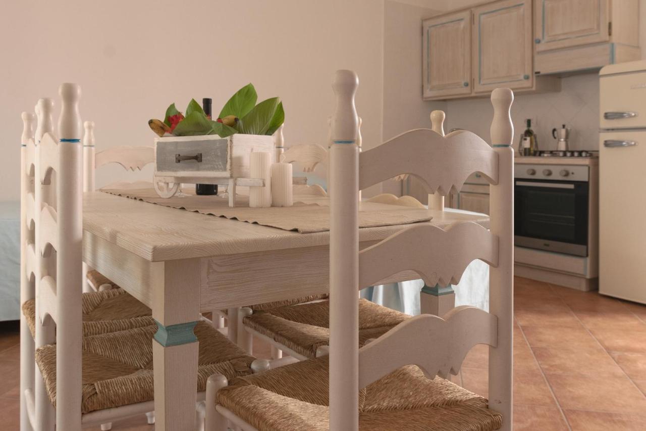 Le Residenze Del Golfo Di Orosei 아파트 호텔 외부 사진