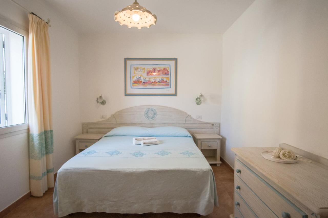 Le Residenze Del Golfo Di Orosei 아파트 호텔 외부 사진