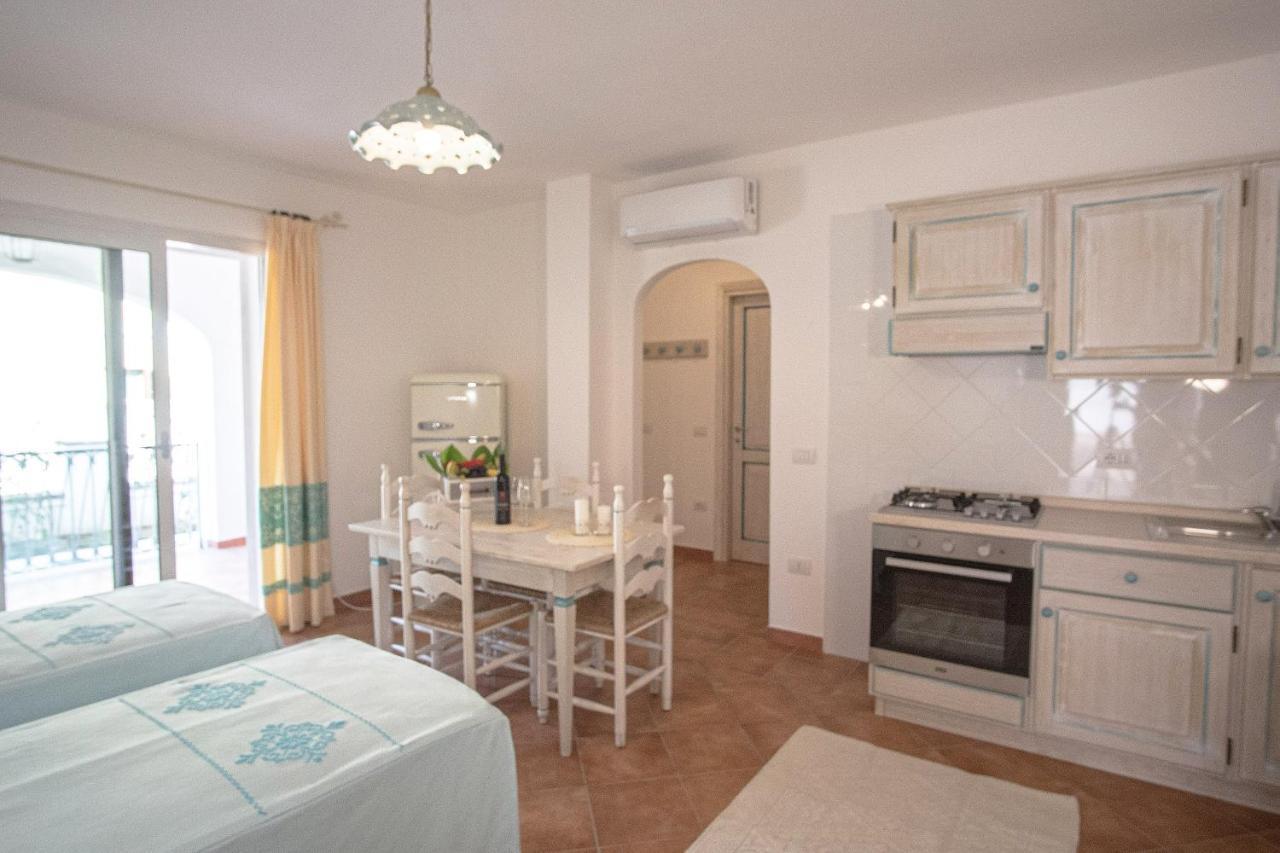 Le Residenze Del Golfo Di Orosei 아파트 호텔 외부 사진
